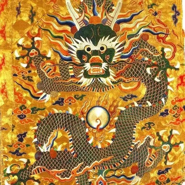 古代至高無上(shàng)的(de)刺繡龍紋