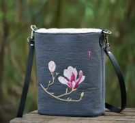 中國(guó)風刺繡斜跨包